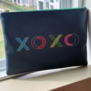 Toteme T-lock clutch tan grain NWT👏👏👏